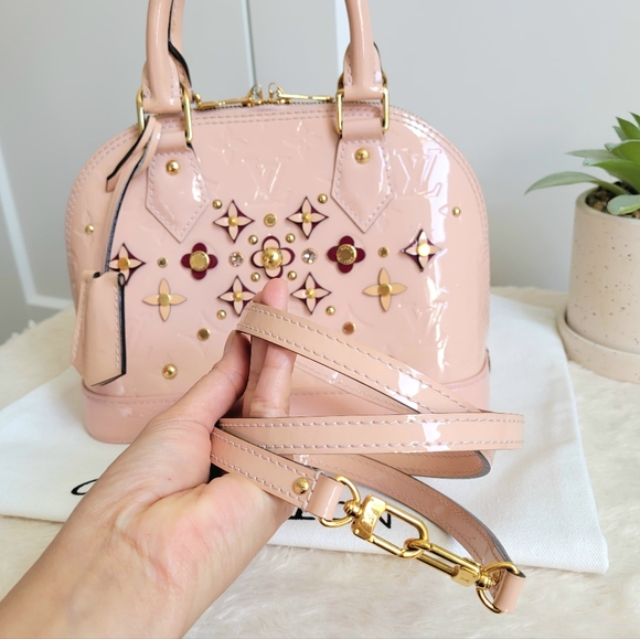 💕STUNNING LOUIS VUITTON Vernis Flowers Alma BB Rose Ballerine - Picture 6 of 16